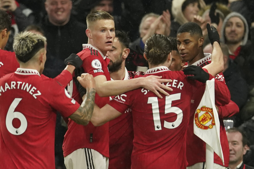 守反击中拥 守反击中拥